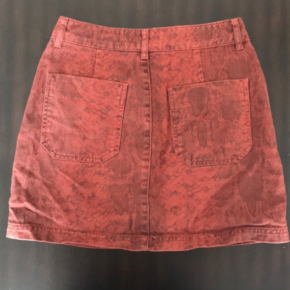 Urban Outfitters BDG Deep Red Wash Denim Skirt - Picture 3 of 3